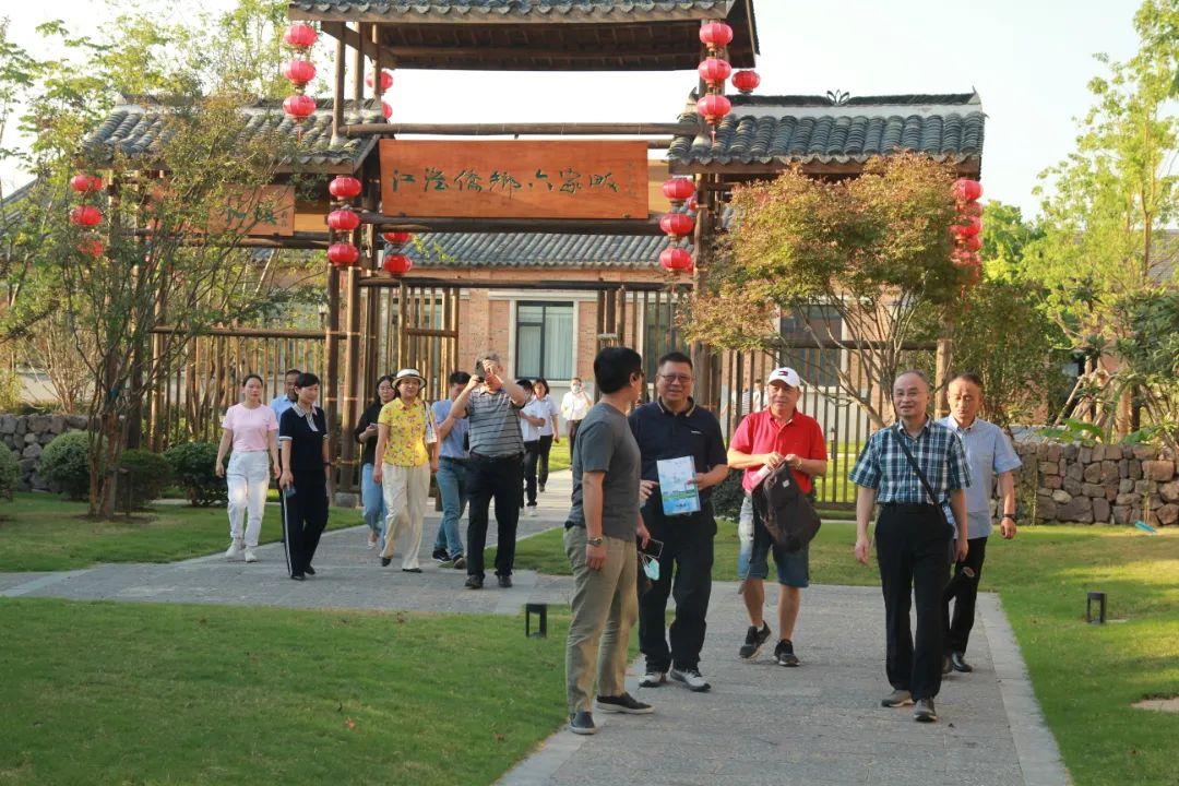 安徽省研学旅行创新发展交流研讨会暨全国旅游学会年会调研团莅临六家畈